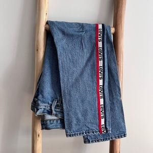 Levis 501 Logo-Stripe Crop Straight Jeans in Spectator Sport